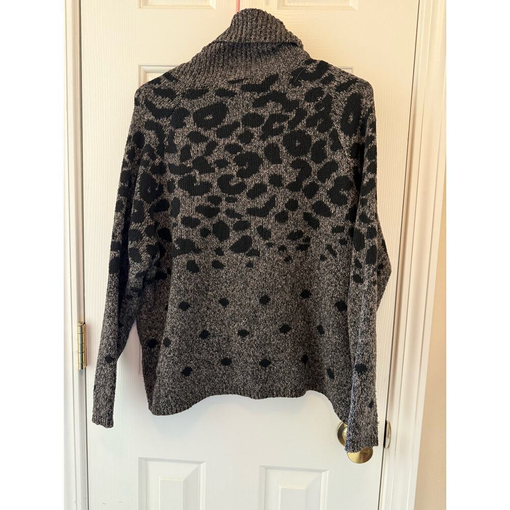 Revolve Cheetah Chunky Knit Sweater Sm - Picture 4 of 4